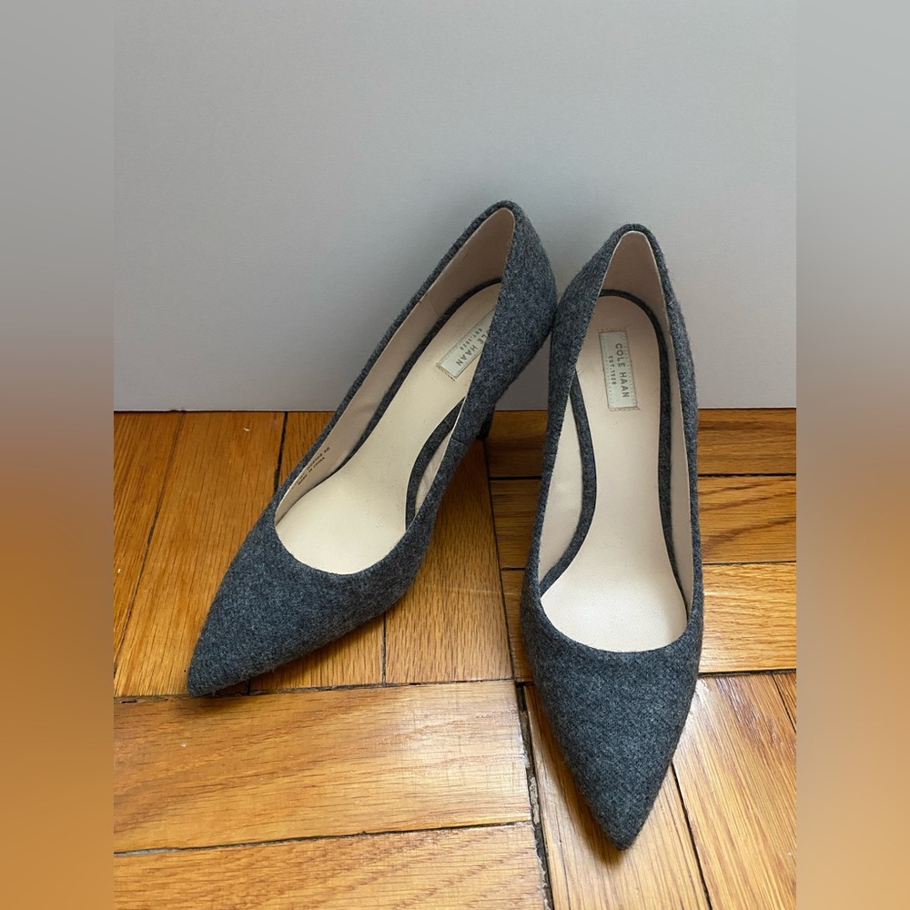 Cole Haan Preloved Gray Pointed Toe Women's high-heel Pumps Size 6B